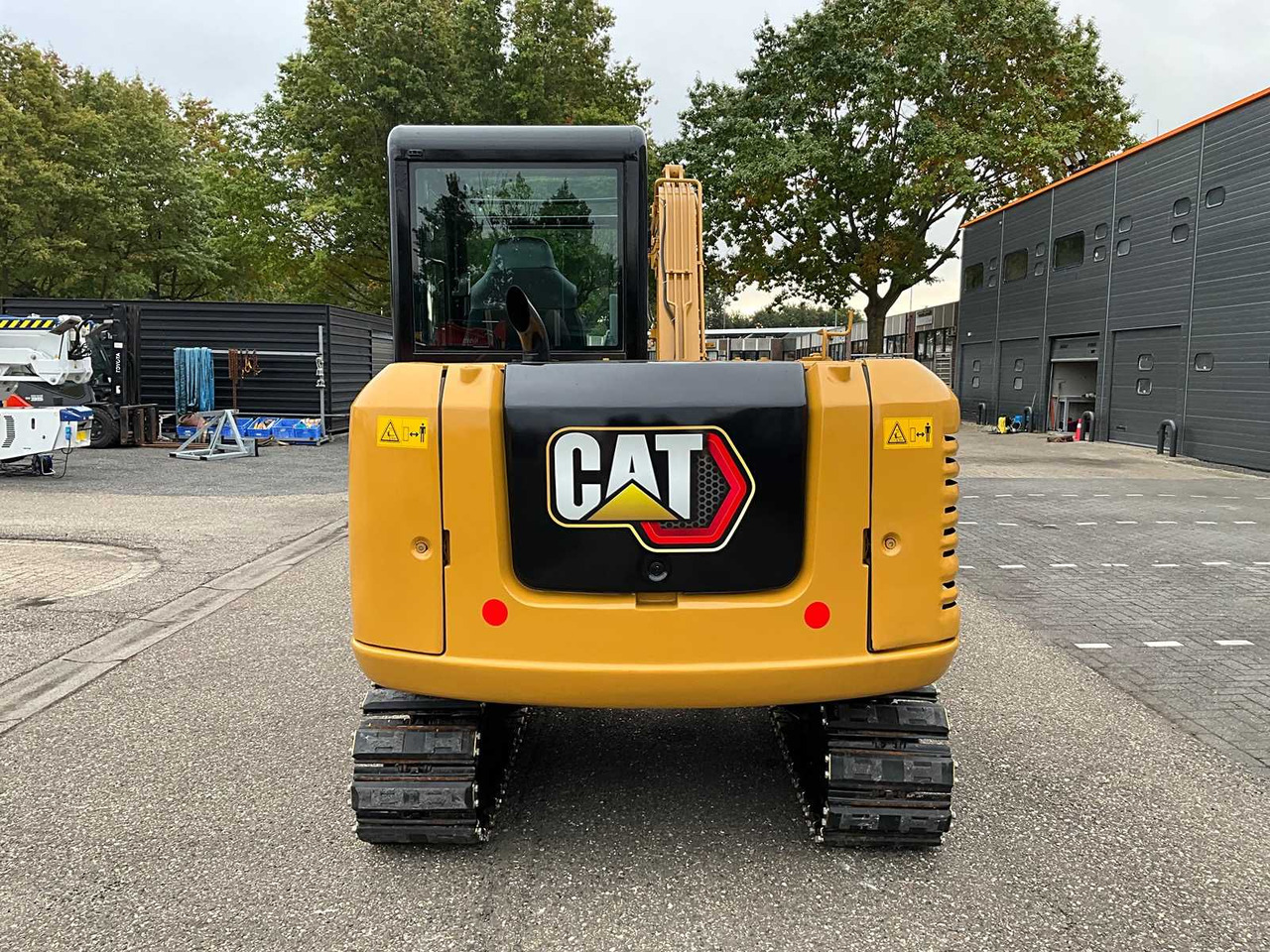 CAT 305.5E2 - حفارات زحافة: صور 4 CAT 305.5E2 - حفارات زحافة: صور 4