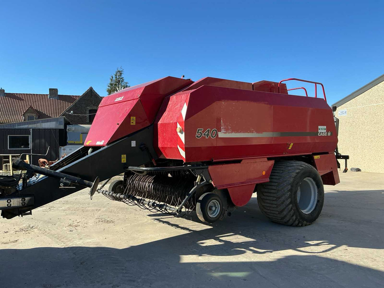 Case IH 540 - مكبس البالات المستطيله: صور 1 Case IH 540 - مكبس البالات المستطيله: صور 1