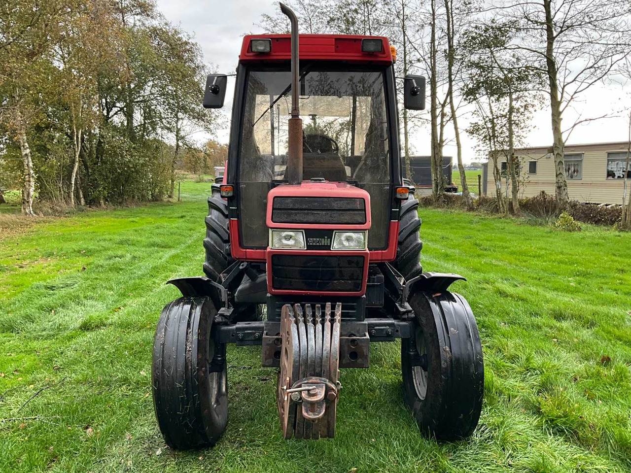 Case international 695 XL - جرار: صور 3 Case international 695 XL - جرار: صور 3