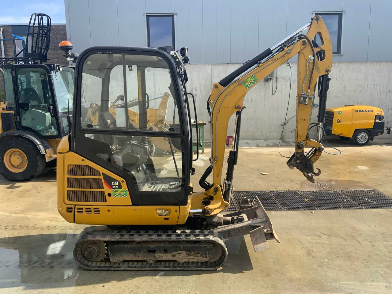 Caterpillar 301.7D - حفارة مصغرة: صور 5 Caterpillar 301.7D - حفارة مصغرة: صور 5