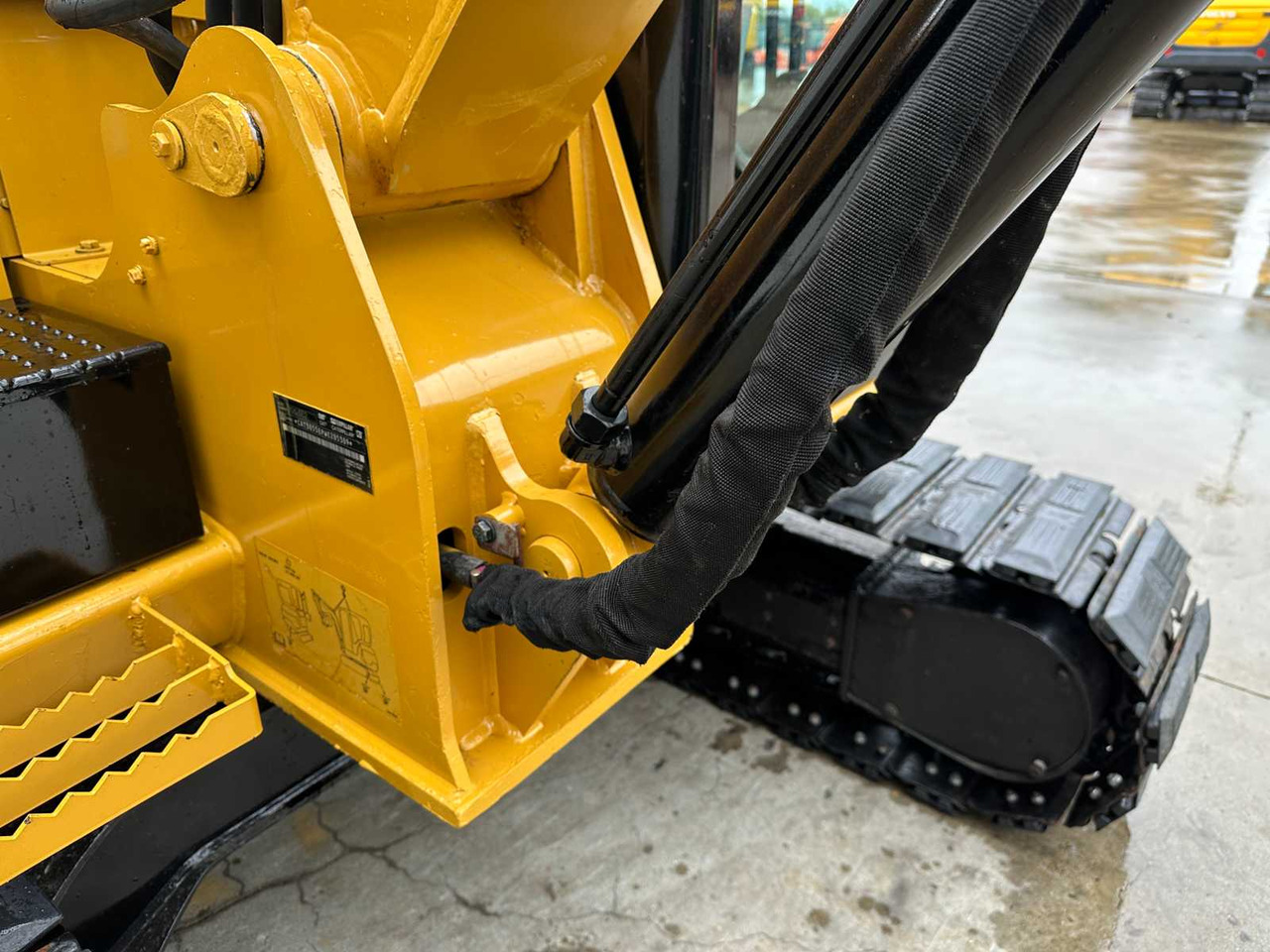 حفارات زحافة Caterpillar 305.5: صور 16