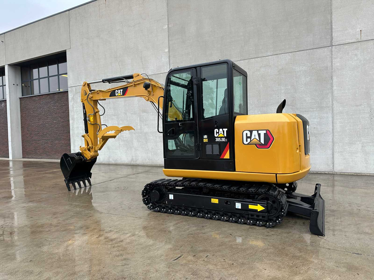 حفارات زحافة Caterpillar 305.5: صور 6