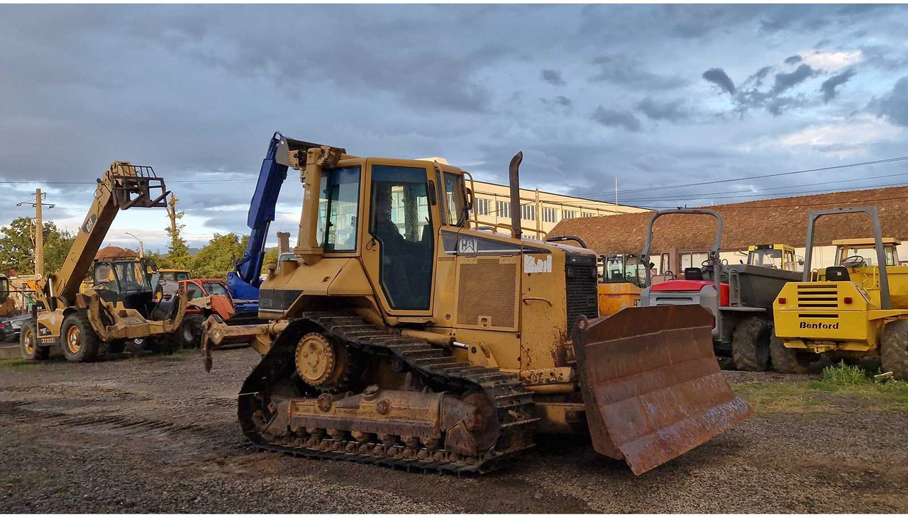 Caterpillar D5N - بلدوزر: صور 5 Caterpillar D5N - بلدوزر: صور 5