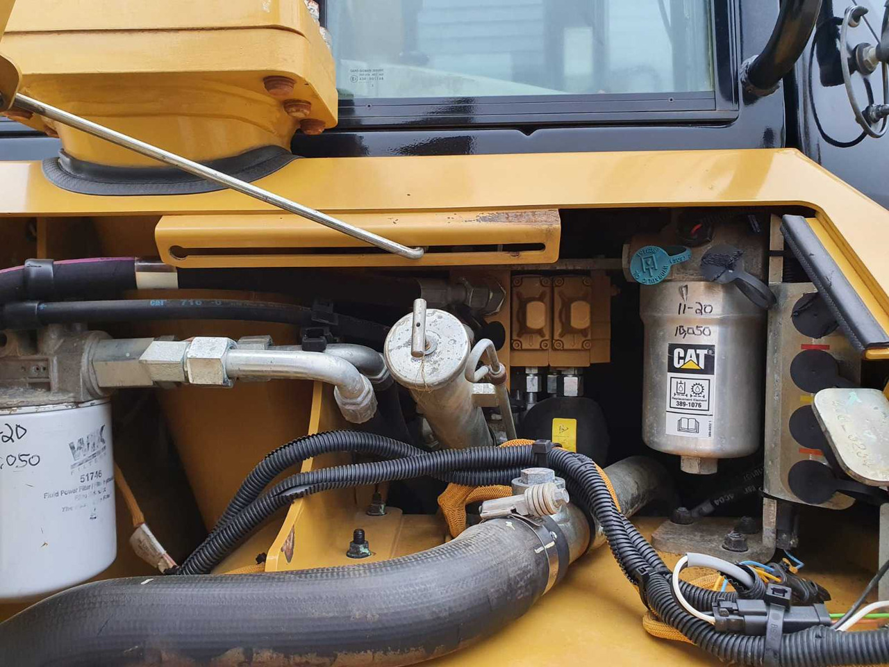بلدوزر Caterpillar D6N: صور 9
