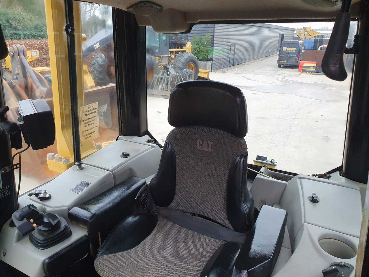 بلدوزر Caterpillar D6N: صور 17