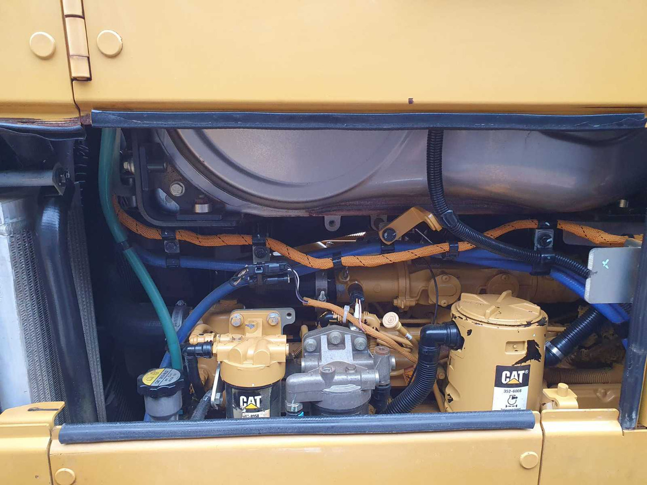 بلدوزر Caterpillar D6N: صور 11