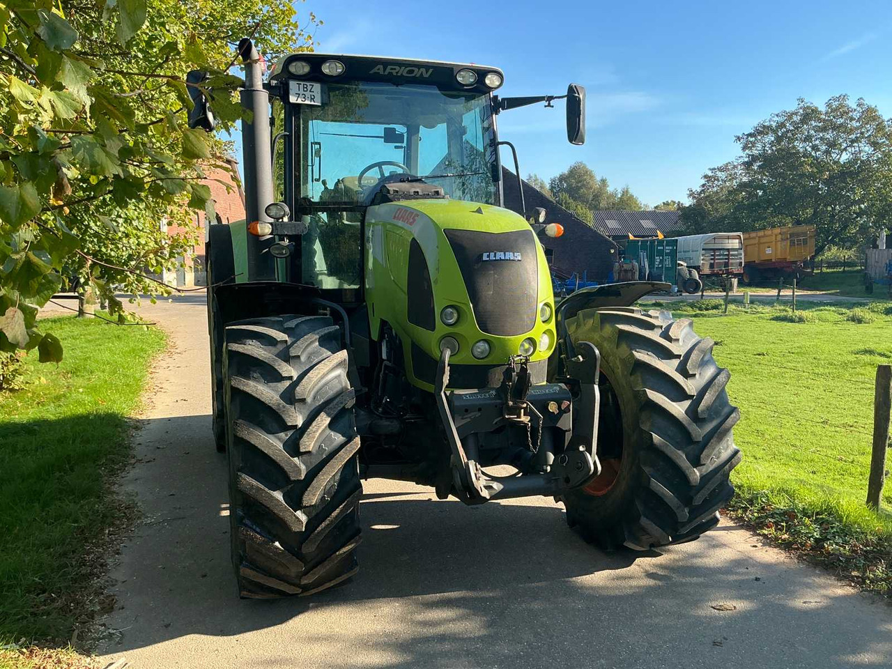 Claas 640 Arion A19 - جرار: صور 2 Claas 640 Arion A19 - جرار: صور 2