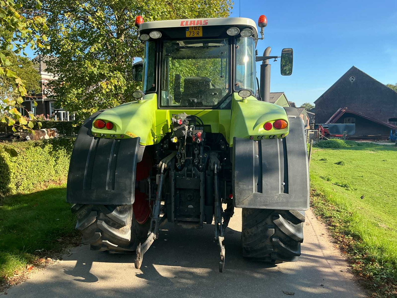 Claas 640 Arion A19 - جرار: صور 3 Claas 640 Arion A19 - جرار: صور 3
