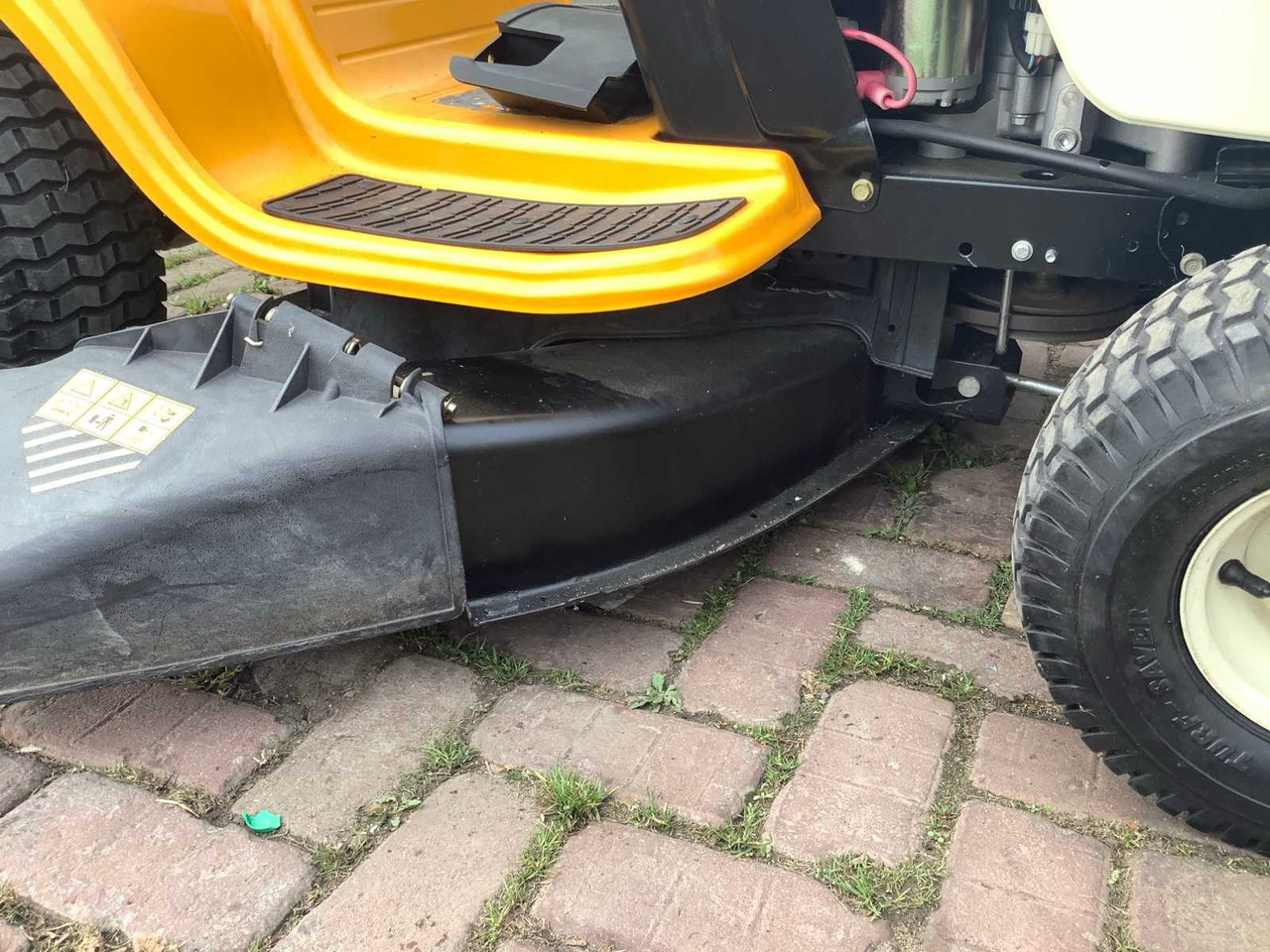 Cub Cadet cc714tf - جزازة المروج: صور 4 Cub Cadet cc714tf - جزازة المروج: صور 4