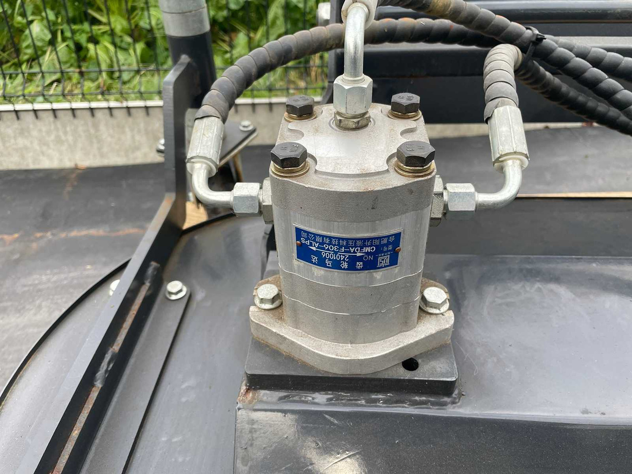 Cutting deck Hydraulic - التقطيع جزازة: صور 3 Cutting deck Hydraulic - التقطيع جزازة: صور 3