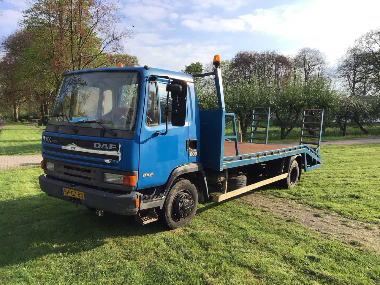 DAF - 1992 - AE10C - TRUCK - شاحنة: صور 1 DAF - 1992 - AE10C - TRUCK - شاحنة: صور 1