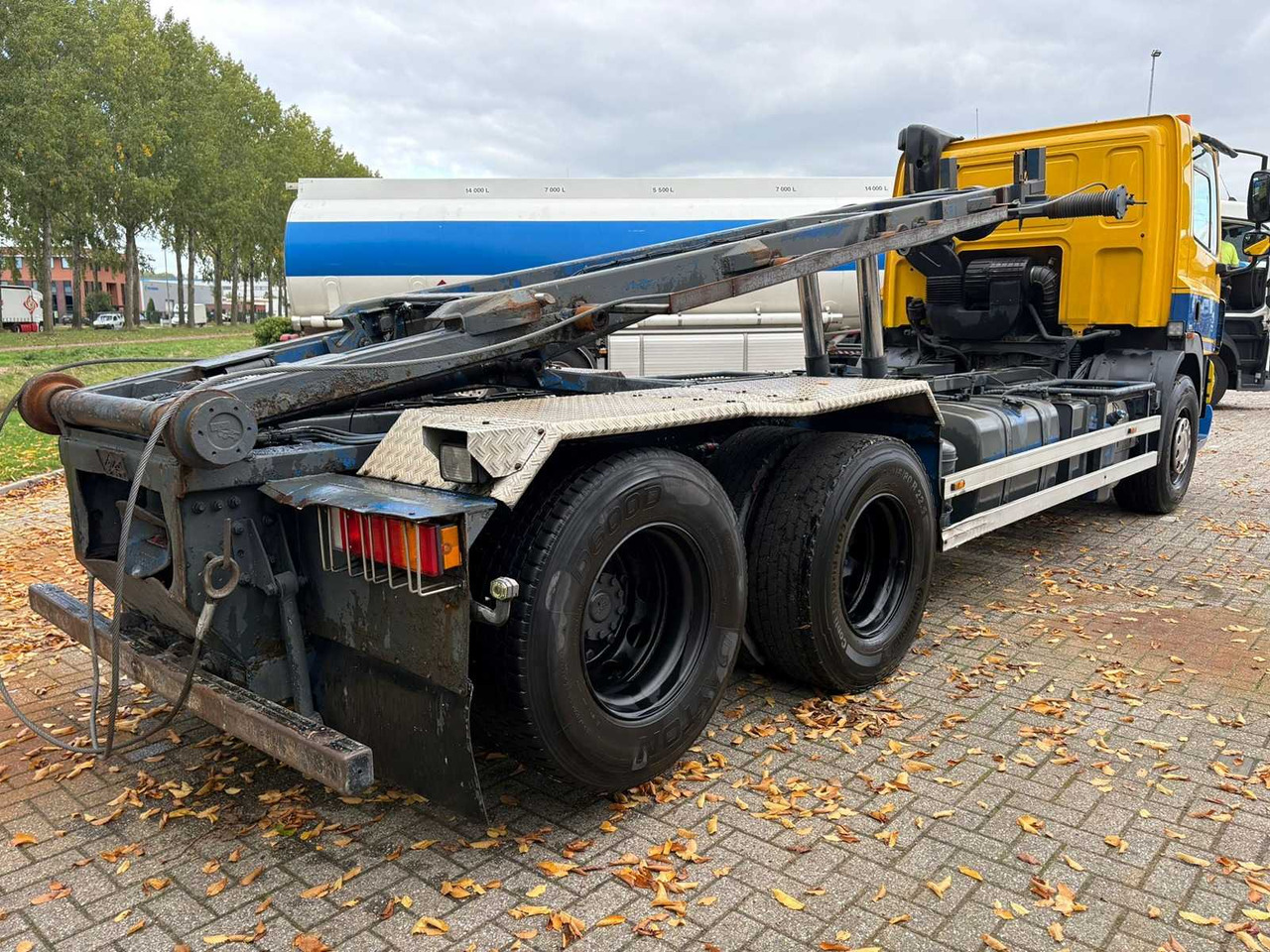 DAF - CF 85 410 - ROPE SYSTEM - CONTAINER TRUCK - شاحنة: صور 4 DAF - CF 85 410 - ROPE SYSTEM - CONTAINER TRUCK - شاحنة: صور 4