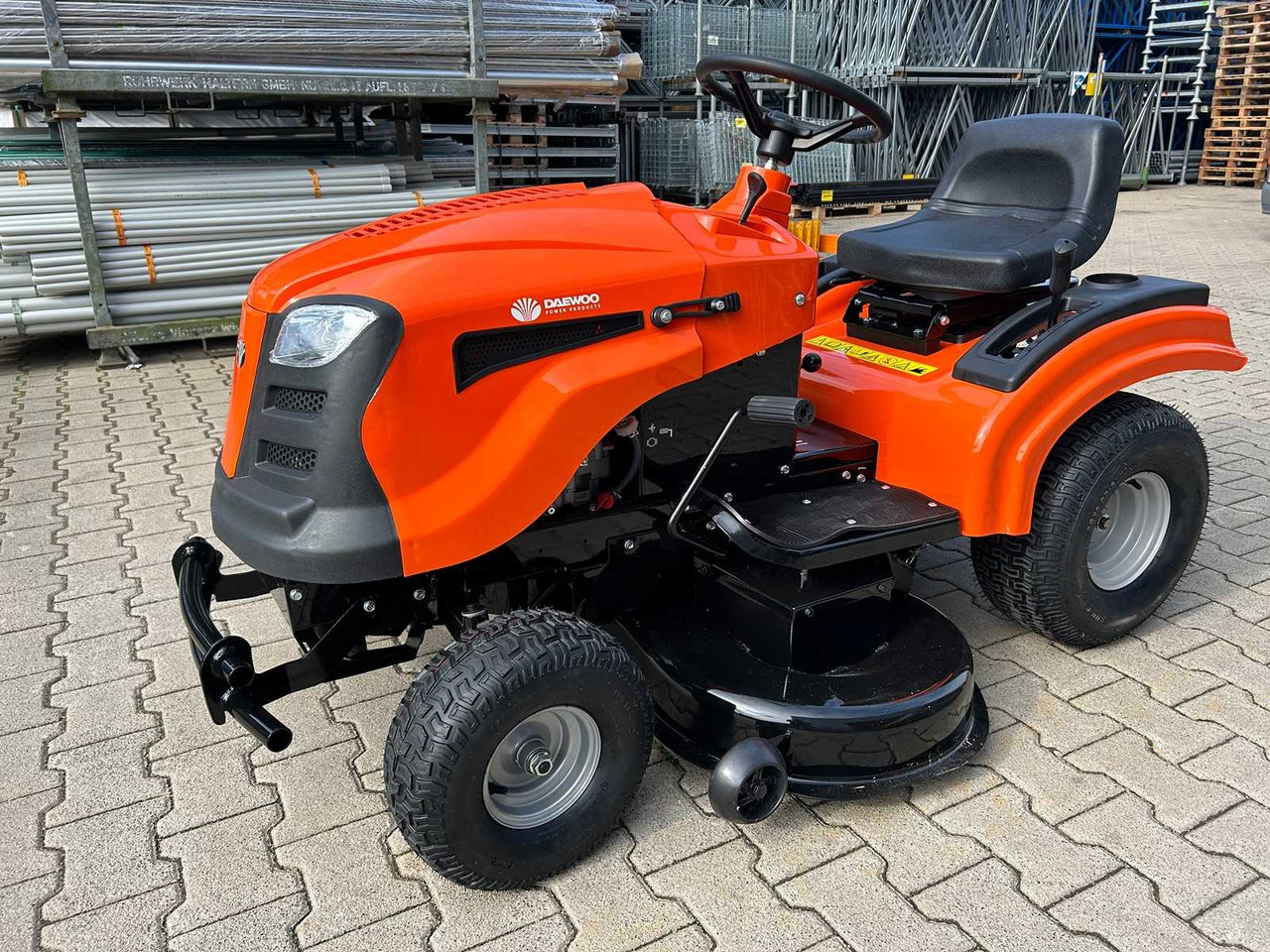 Daewoo DA1066HX - جزازة المروج: صور 5 Daewoo DA1066HX - جزازة المروج: صور 5
