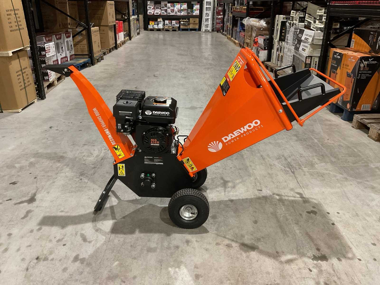 Daewoo DWFWC230 - ماكينة تقطيع الأغصان: صور 1 Daewoo DWFWC230 - ماكينة تقطيع الأغصان: صور 1