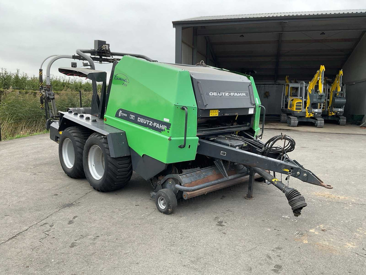Deutz-Fahr Fixmaster 235 - مكبس القش الدائري, معدة تغليف البالات: صور 1 Deutz-Fahr Fixmaster 235 - مكبس القش الدائري, معدة تغليف البالات: صور 1