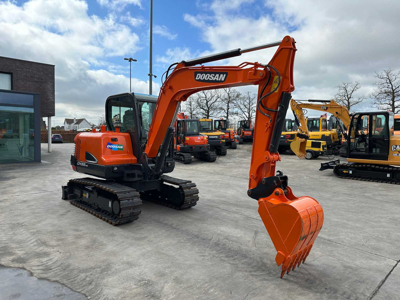 Doosan DX55-9C - حفارات زحافة: صور 3 Doosan DX55-9C - حفارات زحافة: صور 3