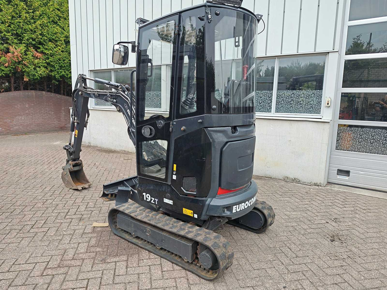 EUROCOMACH - 19ZT - MINI EXCAVATOR - حفارة مصغرة: صور 3 EUROCOMACH - 19ZT - MINI EXCAVATOR - حفارة مصغرة: صور 3