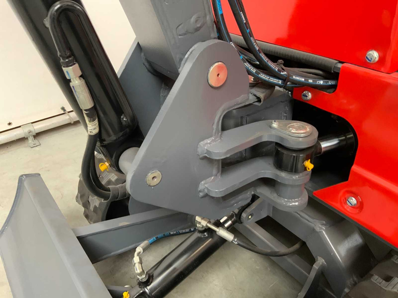 EVERUN - 2025 - ERE10PRO - MINI EXCAVATOR - حفارة مصغرة: صور 4 EVERUN - 2025 - ERE10PRO - MINI EXCAVATOR - حفارة مصغرة: صور 4