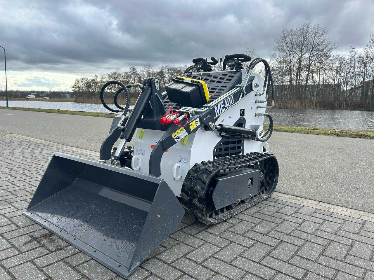 FF industrial ME400 - اللودر بعجل: صور 1 FF industrial ME400 - اللودر بعجل: صور 1
