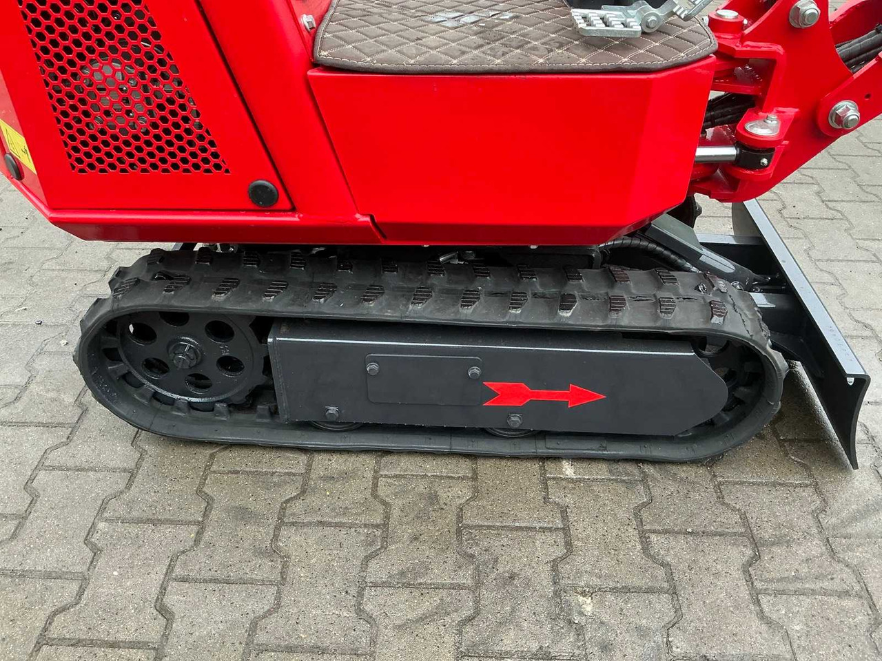 FIELD CONSTRUCTION HFT12 MINI EXCAVATOR - حفارة مصغرة: صور 5 FIELD CONSTRUCTION HFT12 MINI EXCAVATOR - حفارة مصغرة: صور 5