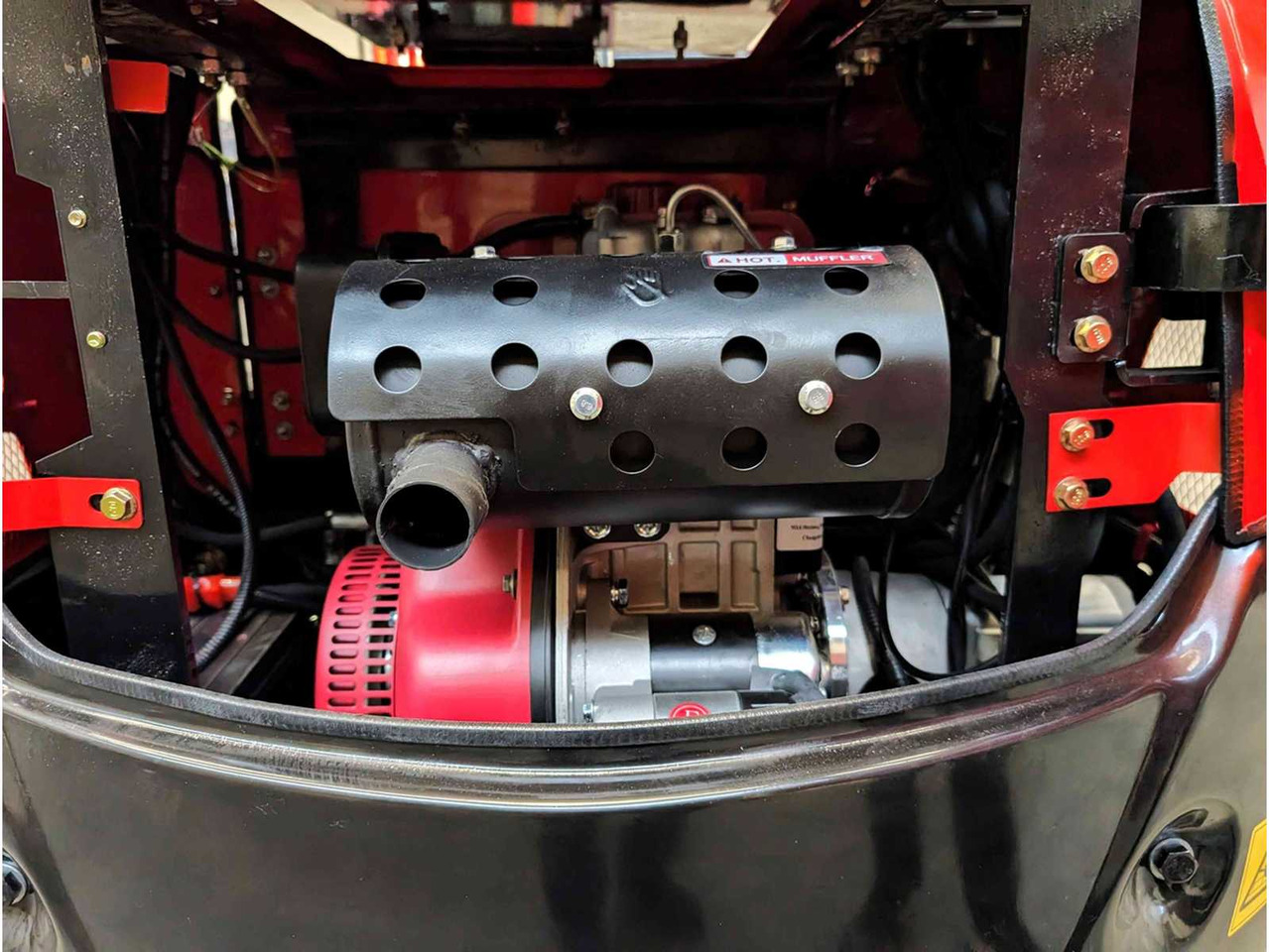 FREUTEK  - حفارة مصغرة: صور 4 FREUTEK  - حفارة مصغرة: صور 4