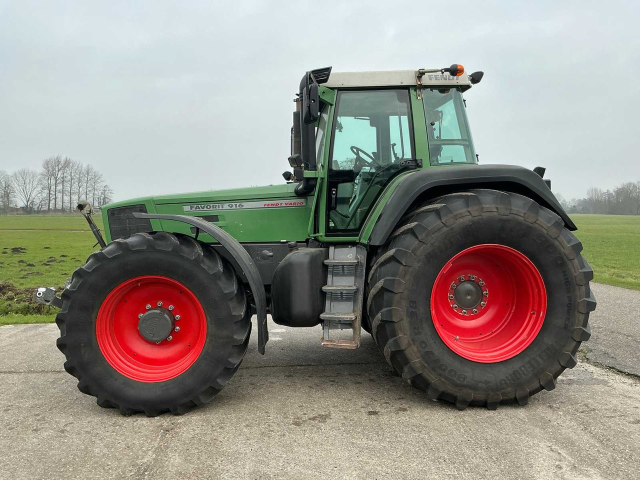 Fendt Favorit 916 - جرار: صور 5 Fendt Favorit 916 - جرار: صور 5