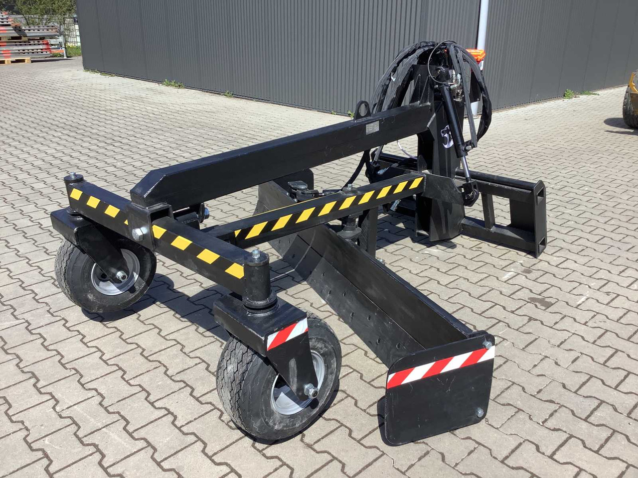 Field Leveller 2400 - أخرى: صور 1 Field Leveller 2400 - أخرى: صور 1