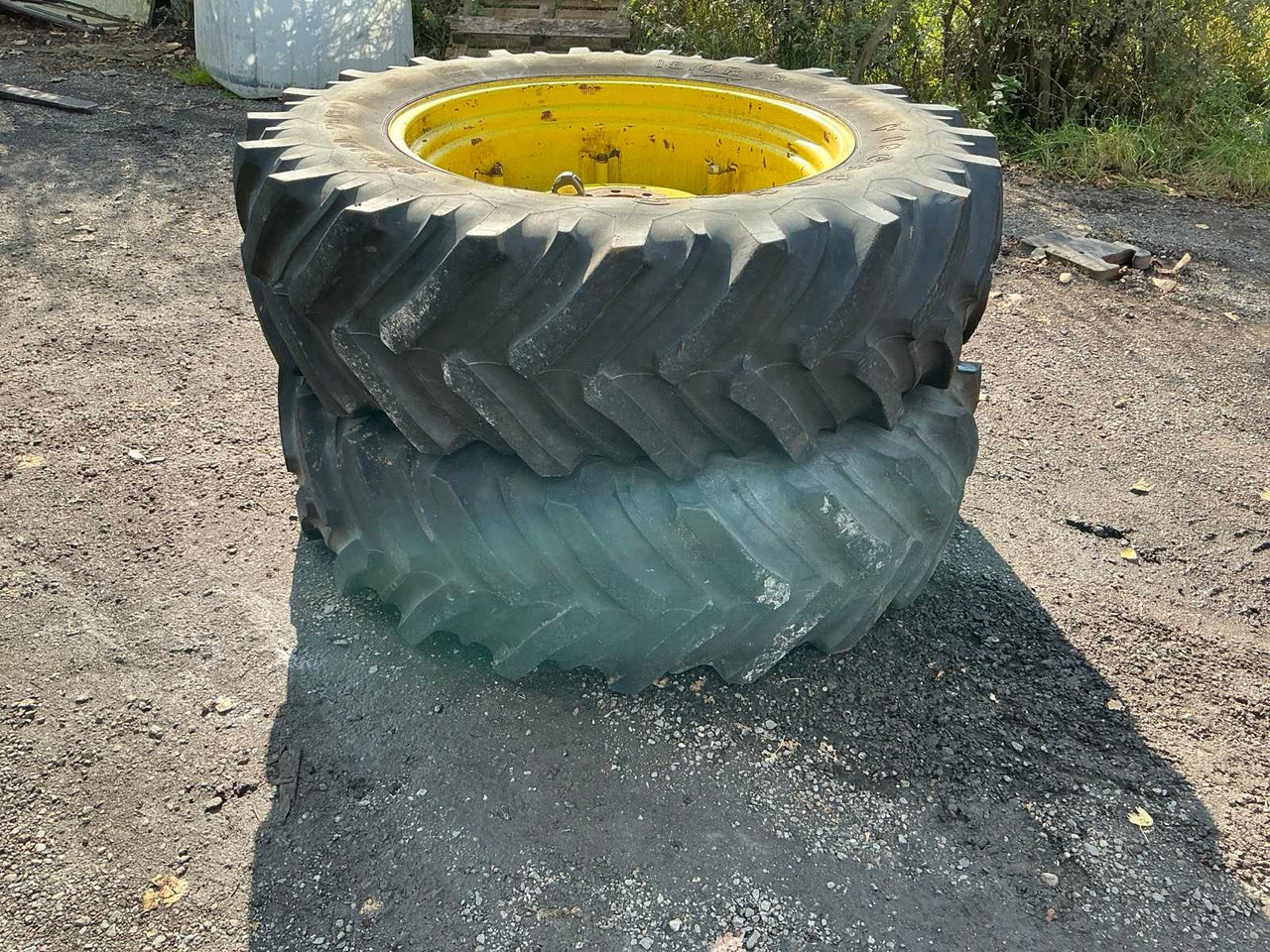 Firestone Radial 7000 - الإطارات والجنوط - جرار: صور 4 Firestone Radial 7000 - الإطارات والجنوط - جرار: صور 4
