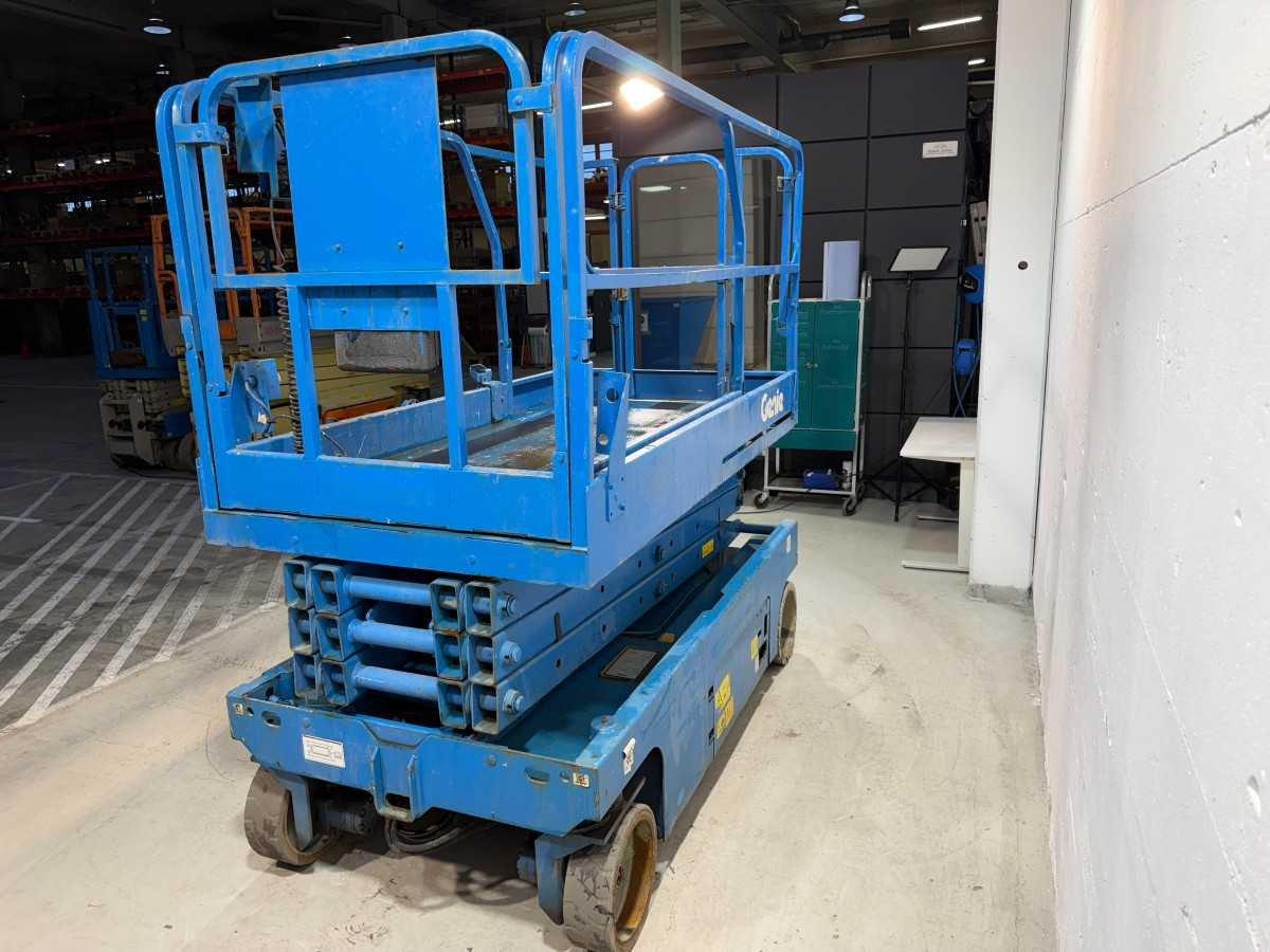 GENIE - 2006 - GS-2646 - AERIAL PLATFORM - منصات هيدروليكية متنقلة: صور 4 GENIE - 2006 - GS-2646 - AERIAL PLATFORM - منصات هيدروليكية متنقلة: صور 4