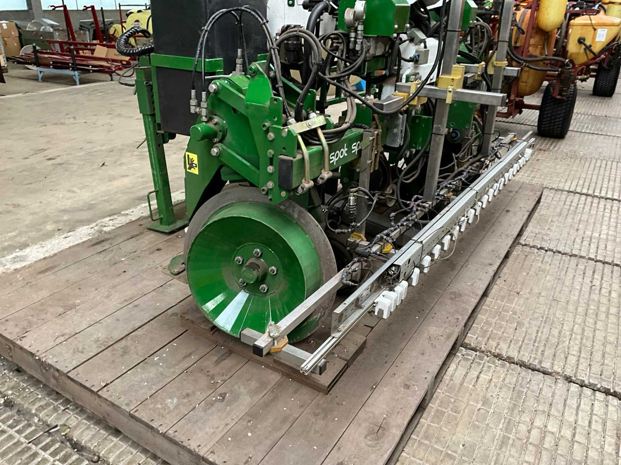 Garford Spotsprayer - آلة الرش: صور 5 Garford Spotsprayer - آلة الرش: صور 5