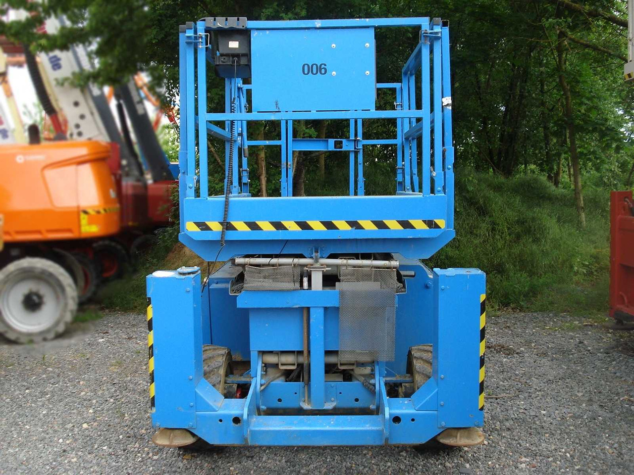 Genie GS3268 - منصات هيدروليكية متنقلة: صور 2 Genie GS3268 - منصات هيدروليكية متنقلة: صور 2