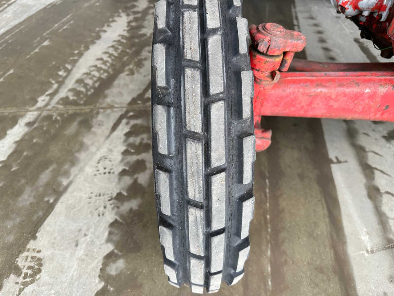 جرار Guldner G25S: صور 15
