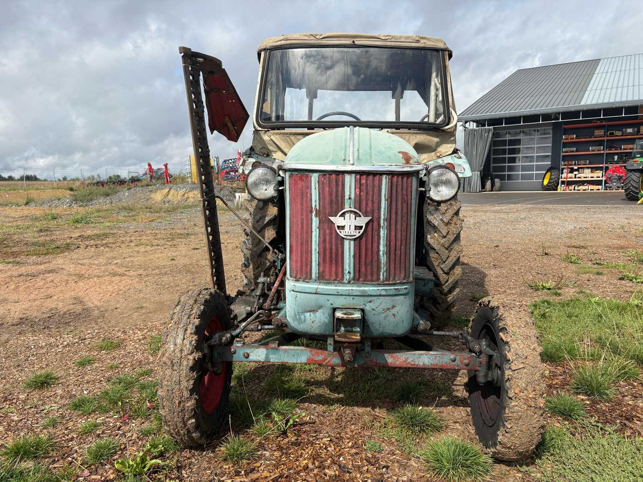 Hanomag R324S - جرار: صور 3 Hanomag R324S - جرار: صور 3
