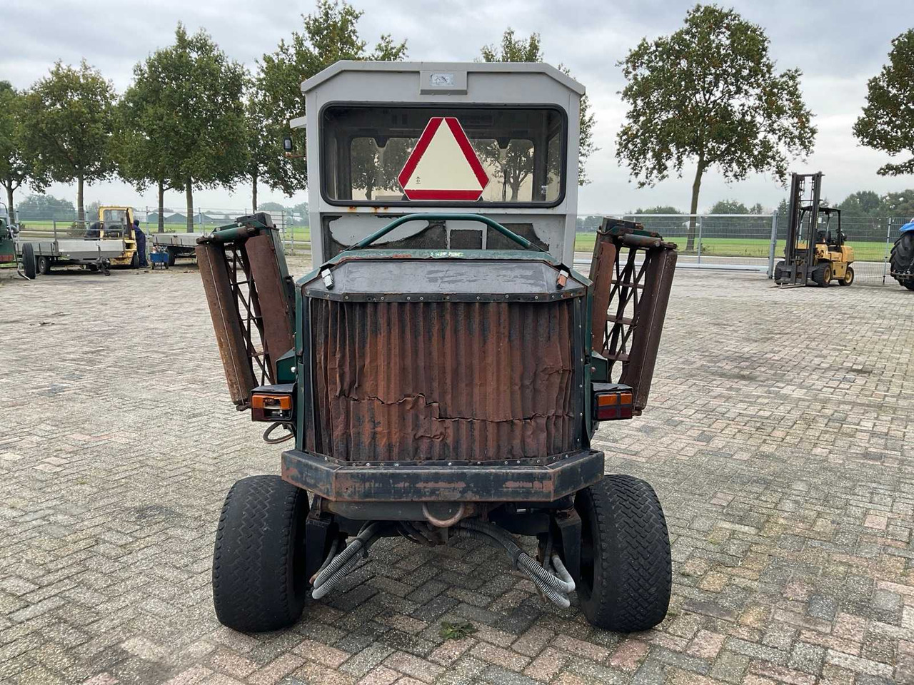 Hayter 930L T44 - التقطيع جزازة/ ماكينات قطع الحشائش: صور 5 Hayter 930L T44 - التقطيع جزازة/ ماكينات قطع الحشائش: صور 5