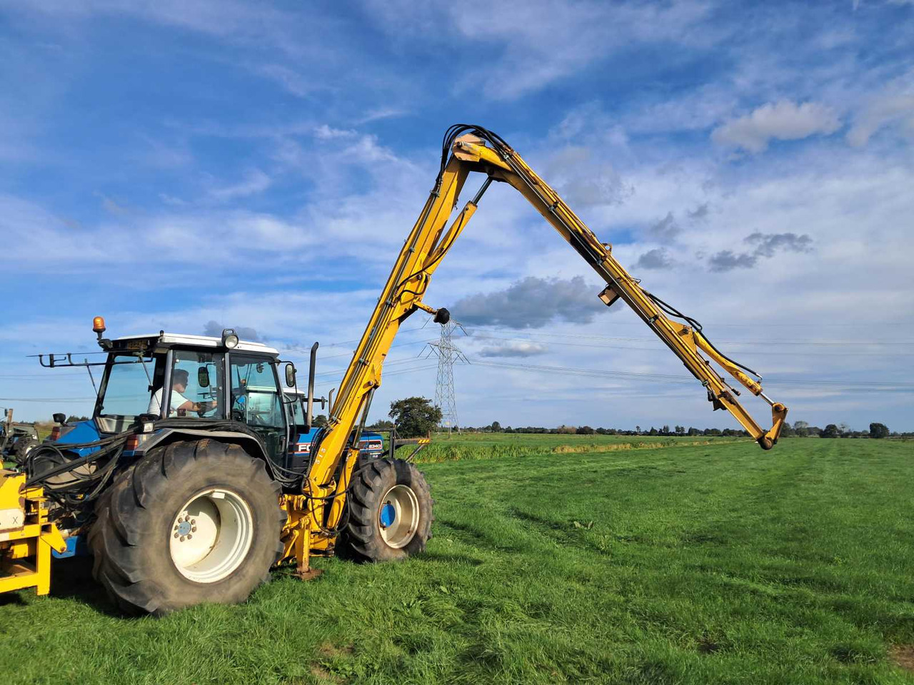 Herder Grenadier MBK 135 LS - التقطيع جزازة/ ماكينات قطع الحشائش: صور 1 Herder Grenadier MBK 135 LS - التقطيع جزازة/ ماكينات قطع الحشائش: صور 1
