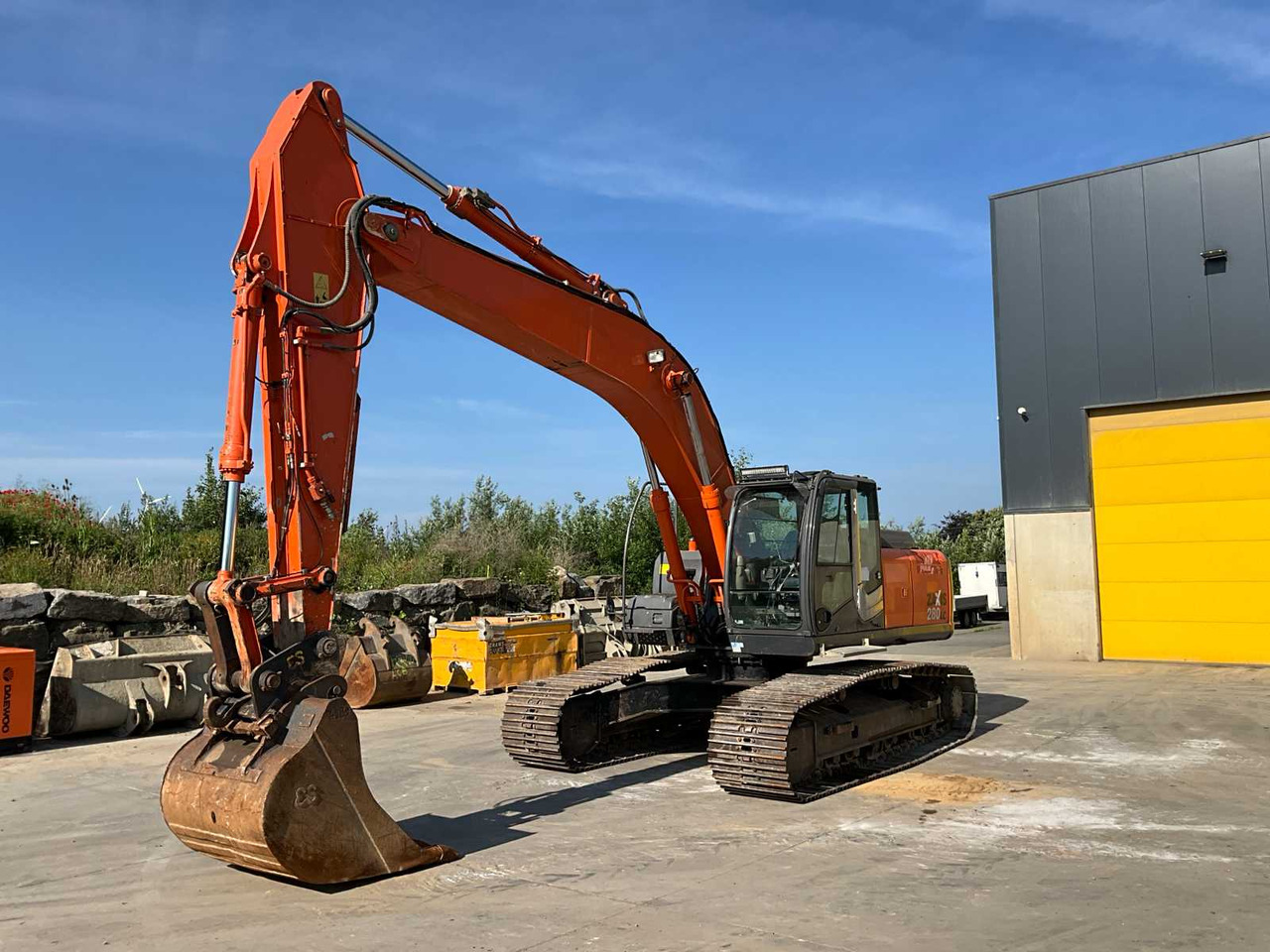 Hitachi ZX 280LC-3 - حفارات زحافة: صور 1 Hitachi ZX 280LC-3 - حفارات زحافة: صور 1