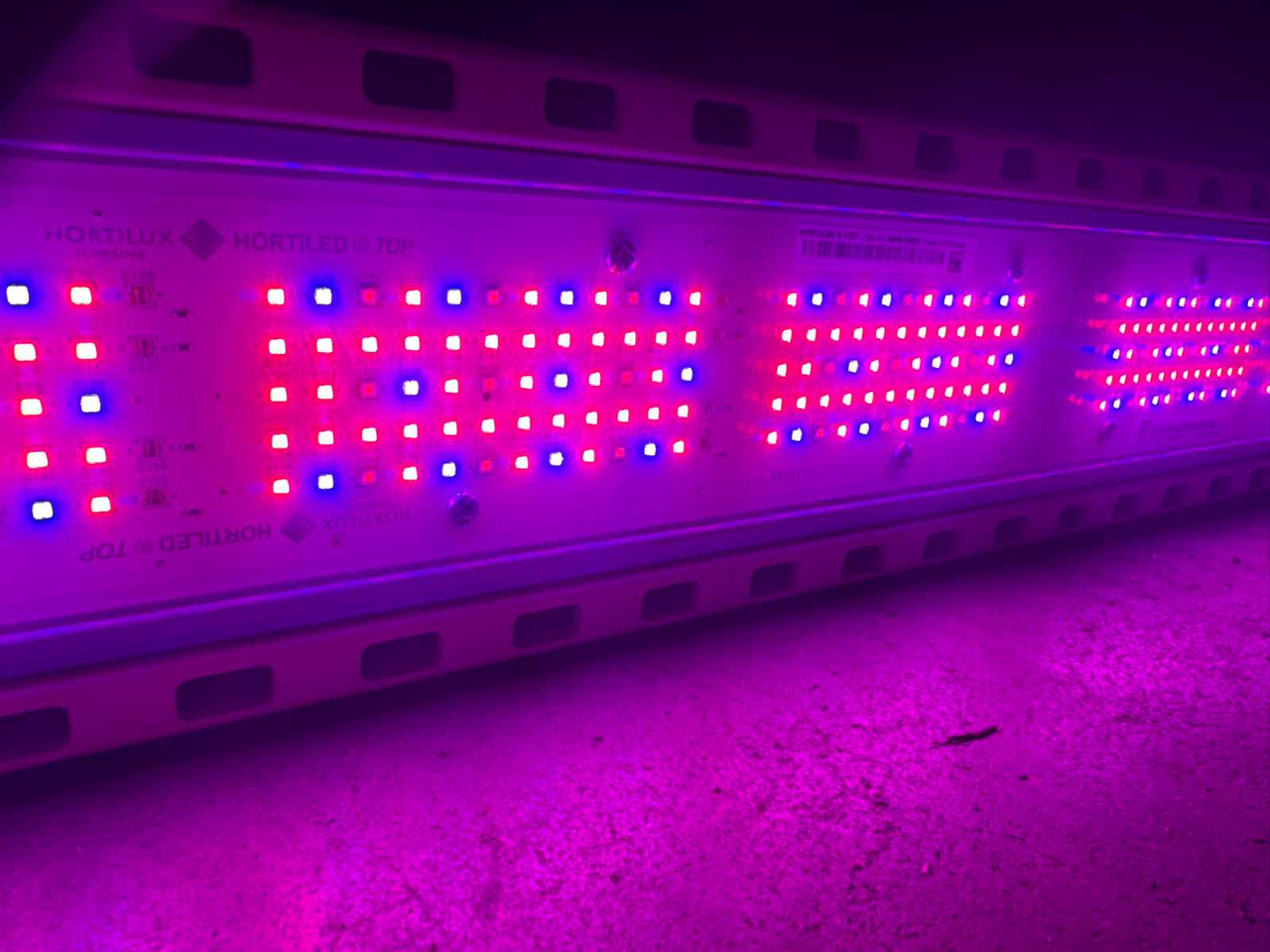 Hortilux HortiLed Top 120v19 - الآلات والماكينات الزراعية: صور 2 Hortilux HortiLed Top 120v19 - الآلات والماكينات الزراعية: صور 2