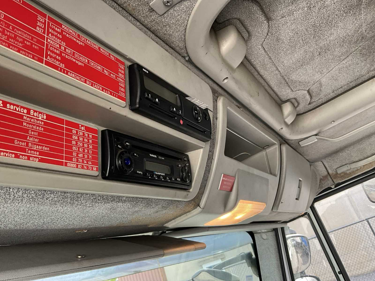 شاحنة IVECO EUROCARGO - 2008: صور 22 شاحنة IVECO EUROCARGO - 2008: صور 22