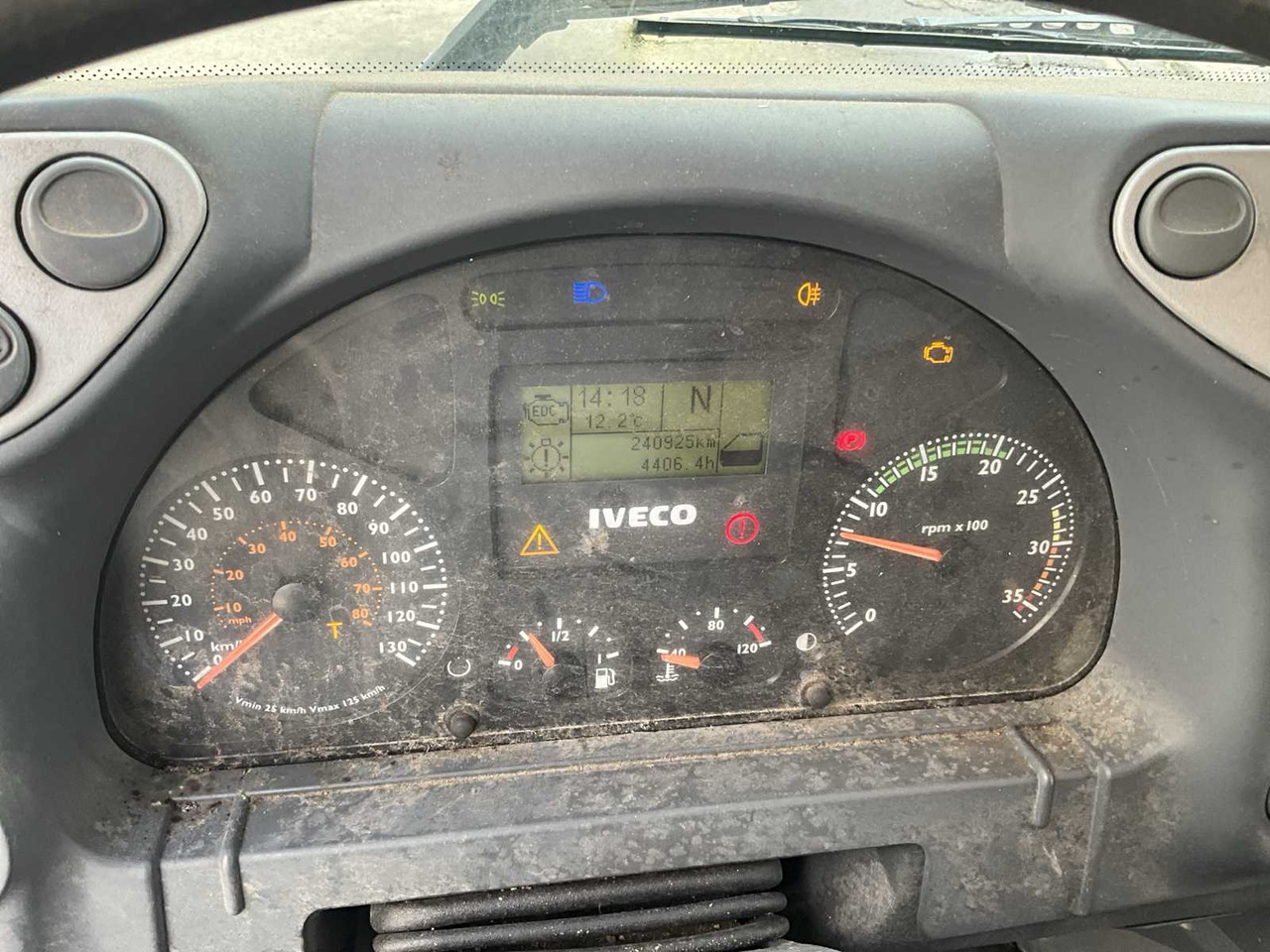 شاحنة IVECO EUROCARGO - 2008: صور 11 شاحنة IVECO EUROCARGO - 2008: صور 11