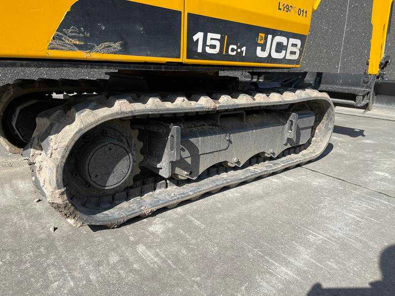 JCB 15 C-1 - حفارات زحافة: صور 5 JCB 15 C-1 - حفارات زحافة: صور 5