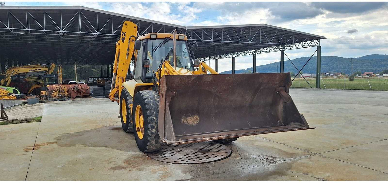 JCB BACKHOE LOADER - حفار متعدد الاستخدام: صور 3 JCB BACKHOE LOADER - حفار متعدد الاستخدام: صور 3