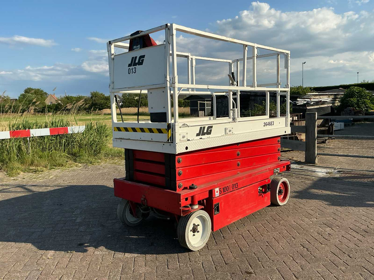 JLG 2646E3 - منصات هيدروليكية متنقلة: صور 2 JLG 2646E3 - منصات هيدروليكية متنقلة: صور 2