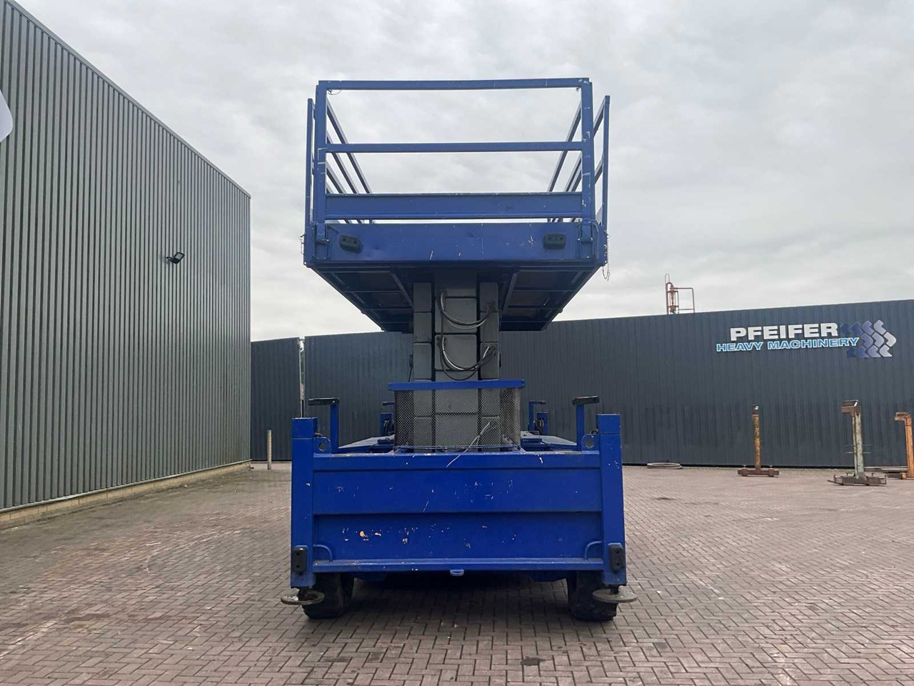JLG LiftLux 245-25 D4WDS/P - منصات هيدروليكية متنقلة: صور 5 JLG LiftLux 245-25 D4WDS/P - منصات هيدروليكية متنقلة: صور 5