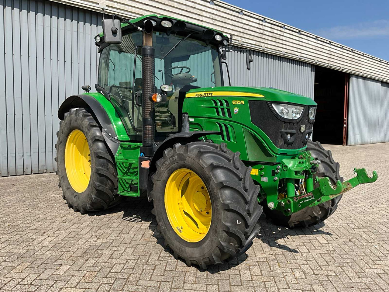 John Deere 6125R - جرار: صور 2 John Deere 6125R - جرار: صور 2