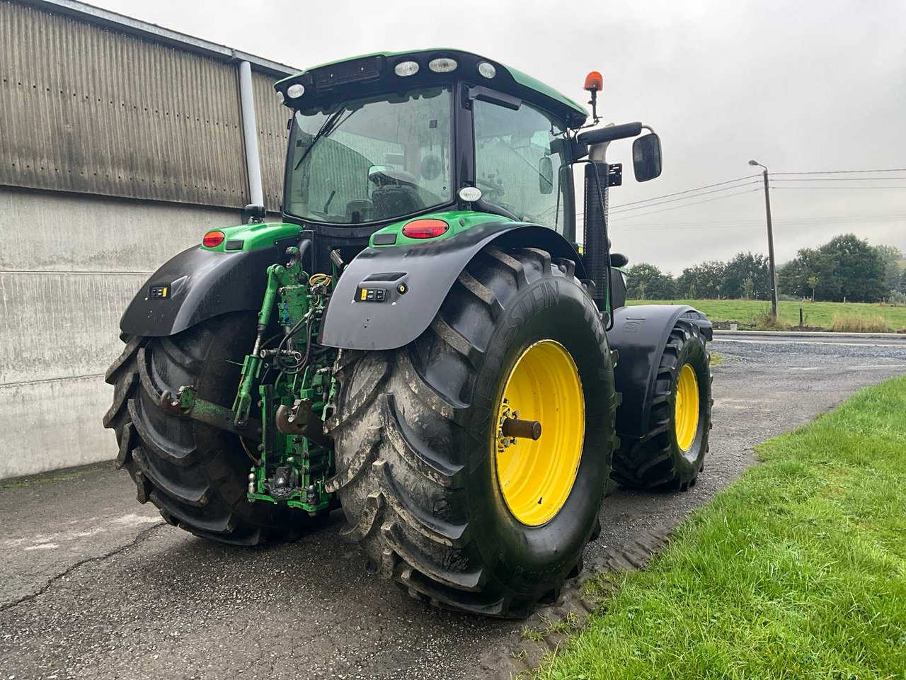 John Deere 6210r - جرار: صور 5 John Deere 6210r - جرار: صور 5