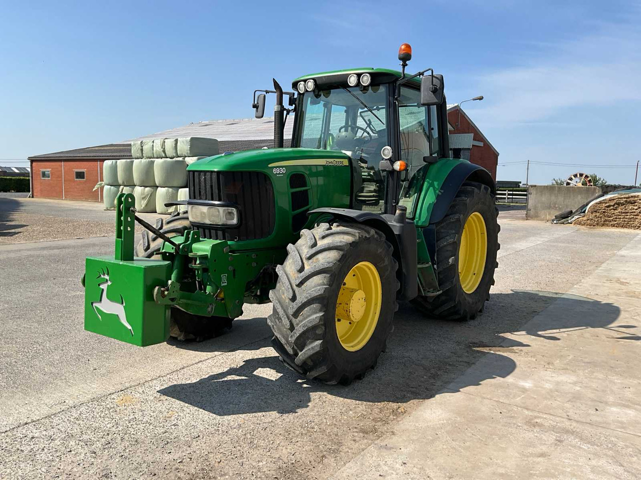 John Deere 6930 Premium - جرار: صور 1 John Deere 6930 Premium - جرار: صور 1