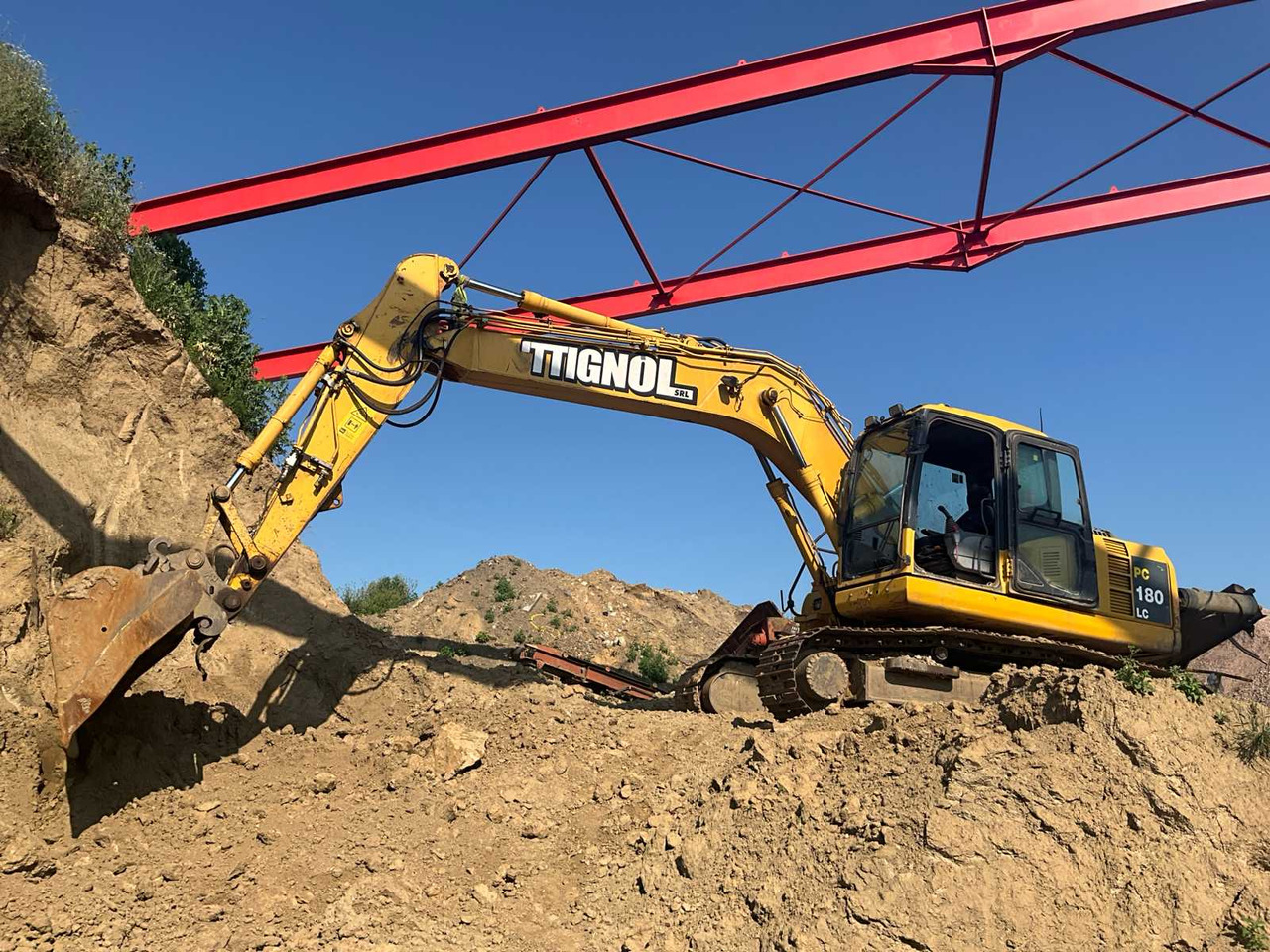 KOMATSU PC180LC-7 EO - حفارات زحافة: صور 1 KOMATSU PC180LC-7 EO - حفارات زحافة: صور 1