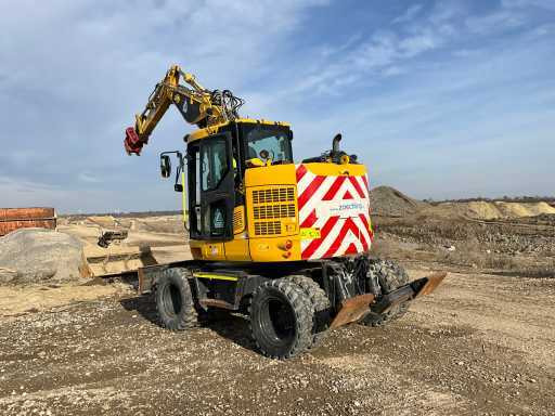 Komatsu PW118MR-11 - حفارة على عجلات: صور 2 Komatsu PW118MR-11 - حفارة على عجلات: صور 2