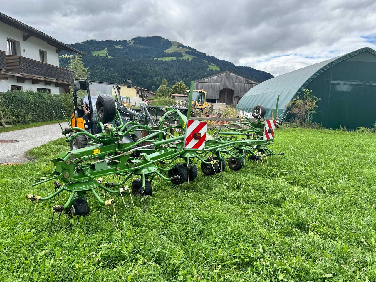 Krone KW 880/8 - ال معدات حراثه: صور 4 Krone KW 880/8 - ال معدات حراثه: صور 4