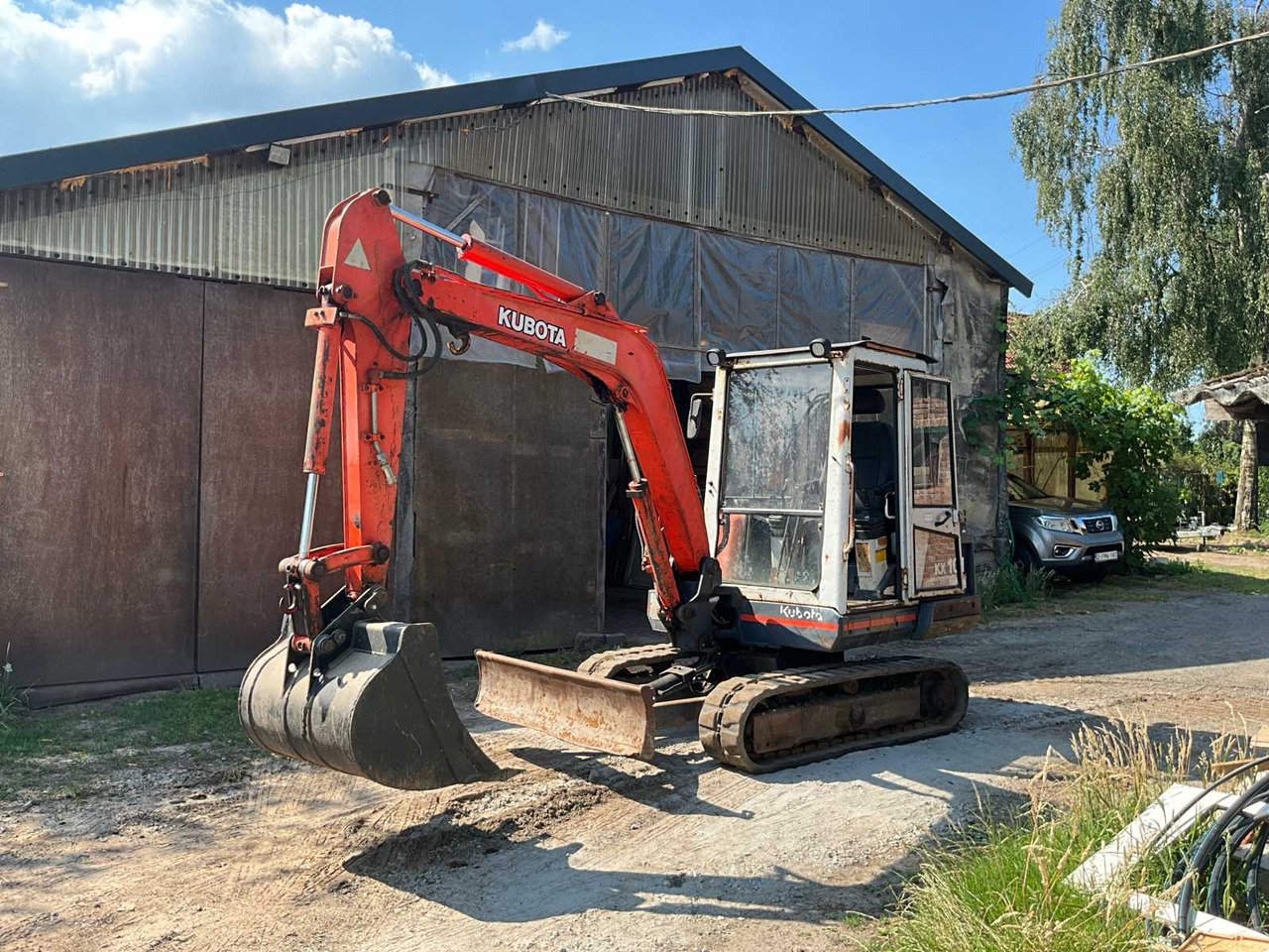 Kubota KX-101 - حفارة مصغرة: صور 1 Kubota KX-101 - حفارة مصغرة: صور 1